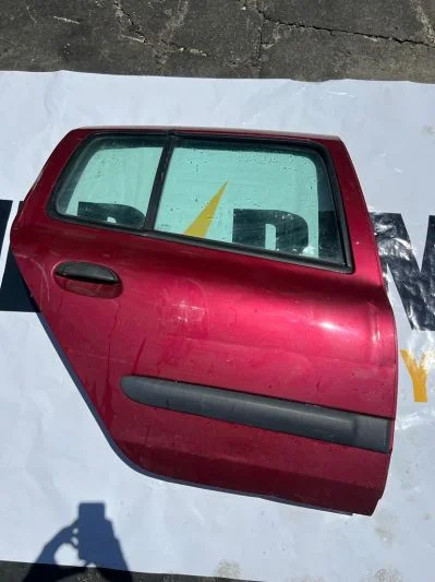 Clio 2 Sağ Arka Dolu Kapı Çıkma Garantili