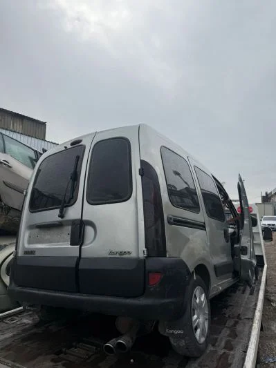 Kangoo 1.9 dizel çıkma yedek parça