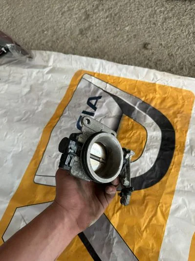 Megan 1 1.6 16 valf orjinal çıkma gaz kelebeği garantili