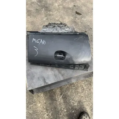 RENAULT MEGANE 3 ORJİNAl TORPİDO SİYAH