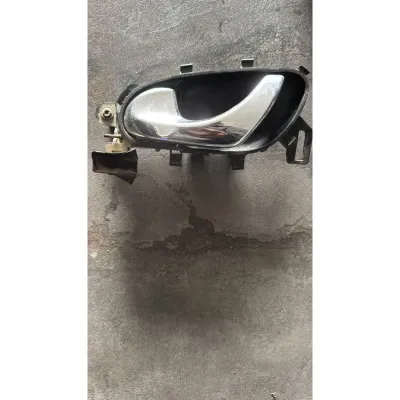 RENAULT KADJAR İÇ KAPI KOLU
