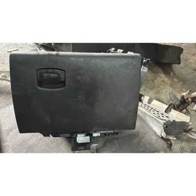 KADJAR TORPİDO KAPAĞI ÇIKMA ORJİNAL 