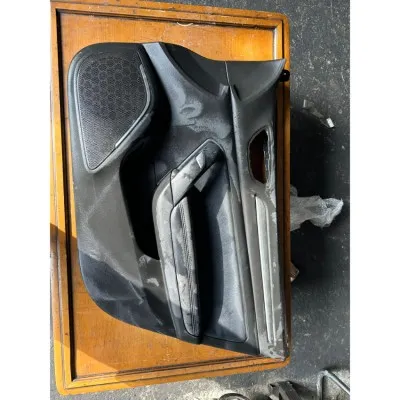 Megane 4 kapı döşemesi sağ ön 2016-2024