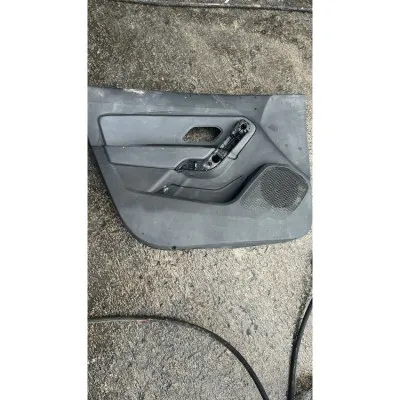 Dacia Duster sol ön kapı döşemesi 2018-2024