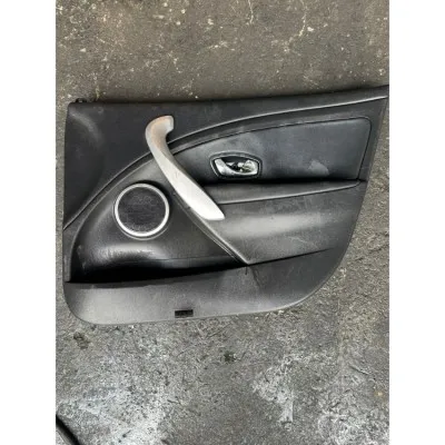 MEGANE 3 SAĞ ÖN KAPI DÖŞEMESİ 809000473R