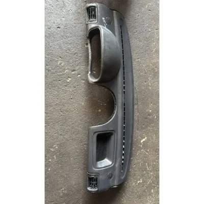 Renault Clio torpido göğüs orjinal çıkma