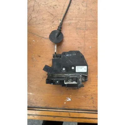 CAPTUR SOL ARKA KAPI KİLİDİ 