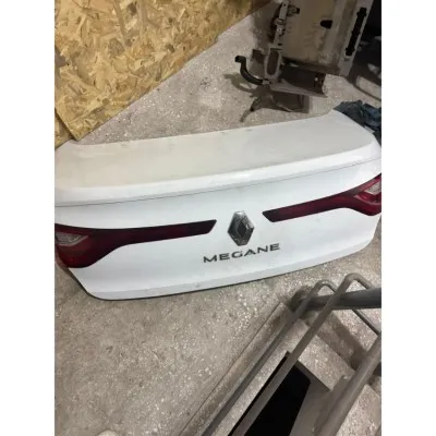 Megan 4 arka bagaj kapağı orjinal çıkma 