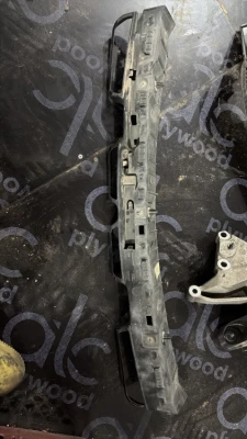 Megane 4-IV Arka Tampon Orta Sportu Braketi (2016-2019) 850427378R -Renault Mais