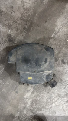 Renault Clio 2, Symbol, Megane 1, Kangoo 1 ve Dacia Logan/Sandero 1.4 8V (K7J) ve 1.6 8V (K7M) Hava Filitre Kutusu
