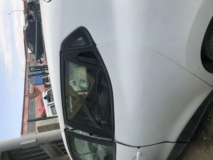 Clio 4 sol arka kapı beyaz çıkma 2012-2019