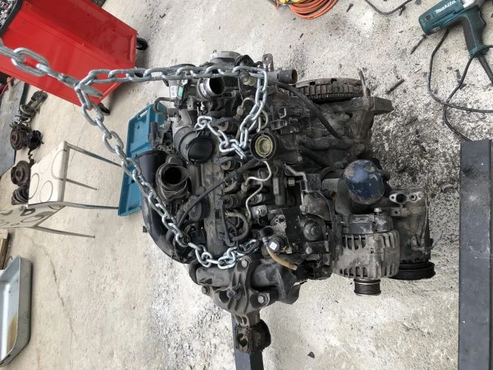 Clio 4 1.5 dizel 75 bg çıkma orijinal 2012-2019 ile uyumludur