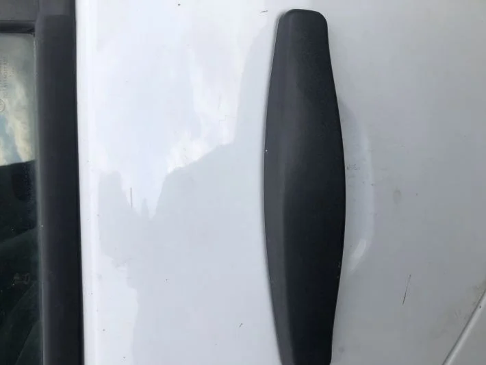 Symbol sağ arka kapı kolu 2008-2012 çıkma orjinal