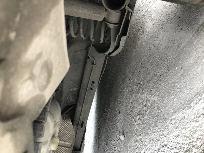 Clio 4 arka dingil orijinal çıkma 2013-2020