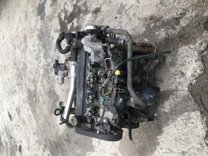 Dacia logan 1.5 dizel çıkma komple dolu motor garantili muayyer 2008-2012
