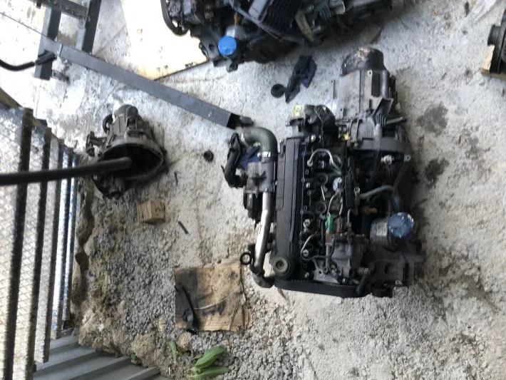 Megan 2 1.5 dizel komple dolu çıkma motor garantili muayyer 2008 model arkadan marşlı