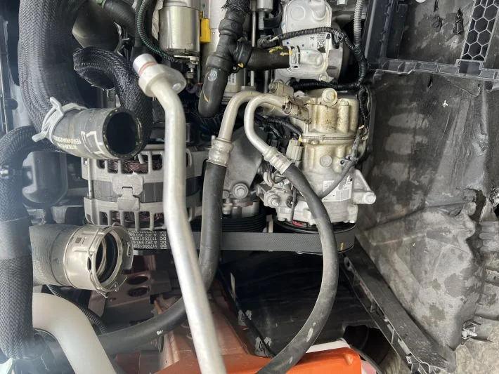 Clio 5 1.0 turbo klima borusu çıkma orjinal garantili