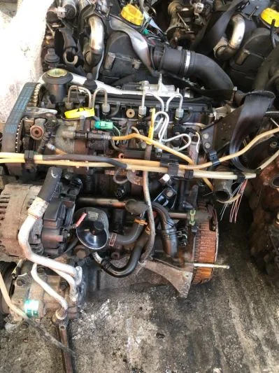 Clio 2 1.5 dizel motor çıkma komple dolu garantili muayyer 2004-2008 model