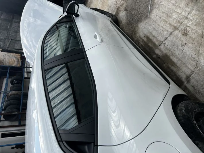 Clio 5 sağ arka kapı dolu beyaz hatasız orjinal çıkma 2020-2022