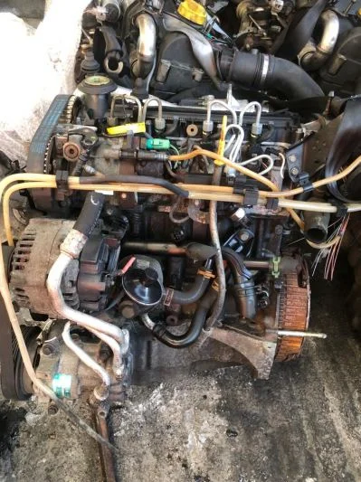Megan 2 1.5 dizel motor çıkma garantili 2004 model